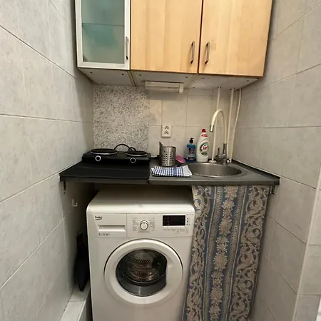 Apartment Center 13 *